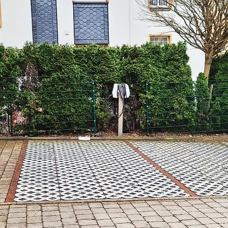 Διαμέρισμα Komm - Zentral- Bahnhof- Congress Ccs- Parkplatz Suhl