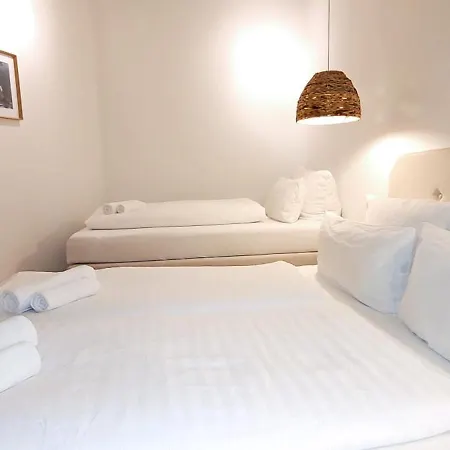 Komm - Zentral- Bahnhof- Congress Ccs- Parkplatz Daire Suhl