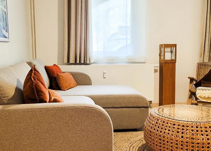 Komm - Zentral- Bahnhof- Congress Ccs- Parkplatz * Suhl